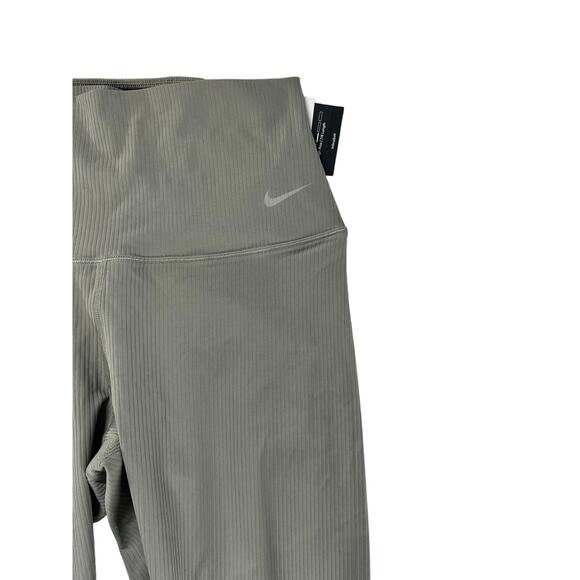 Nike Zenvy Rib Women’s High-Waisted 7/8 Leggings in Green, size M, NWT - Picture 7 of 12